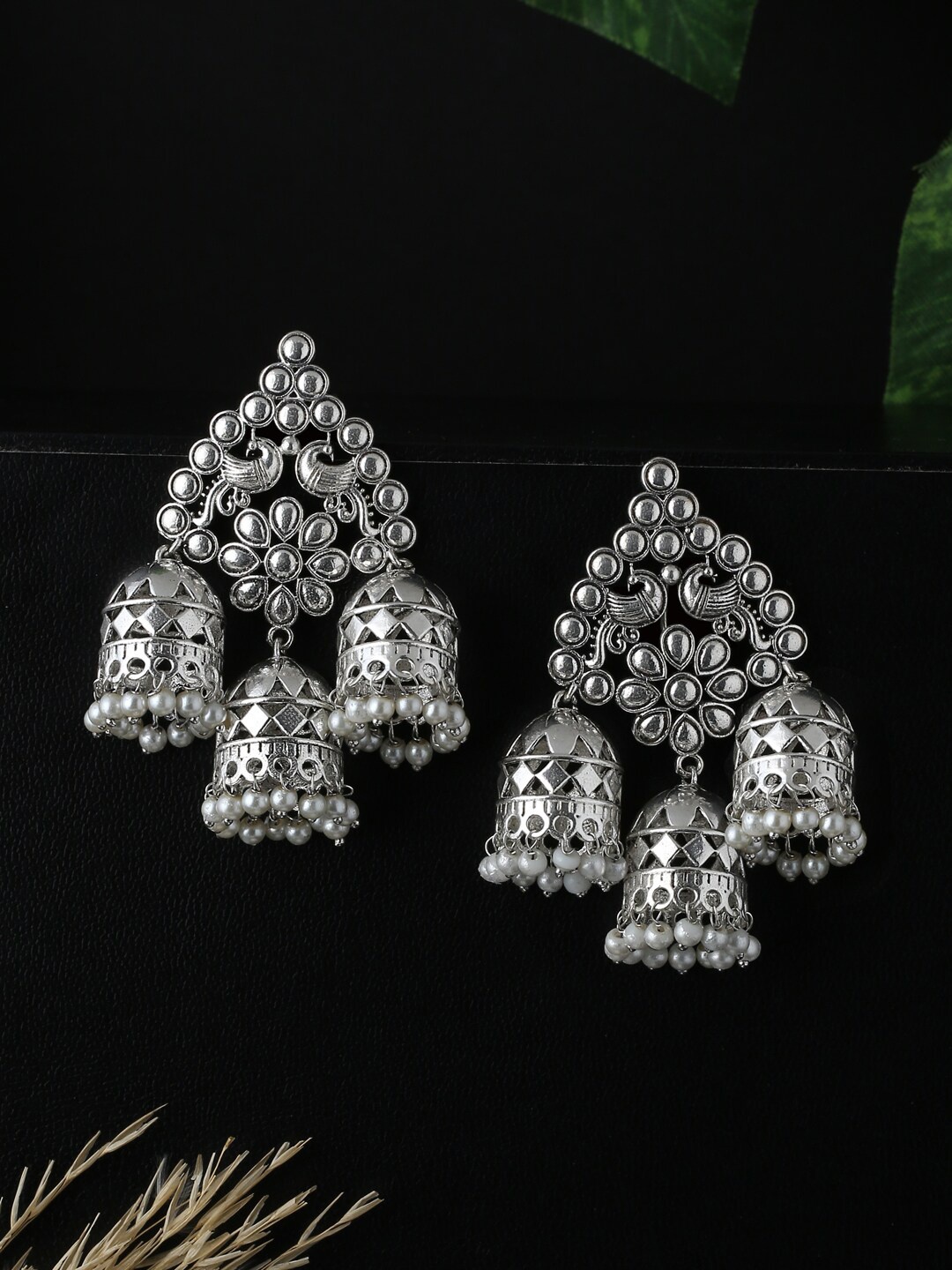 

kashwini Women Silver-Toned Contemporary Jhumkas Earrings