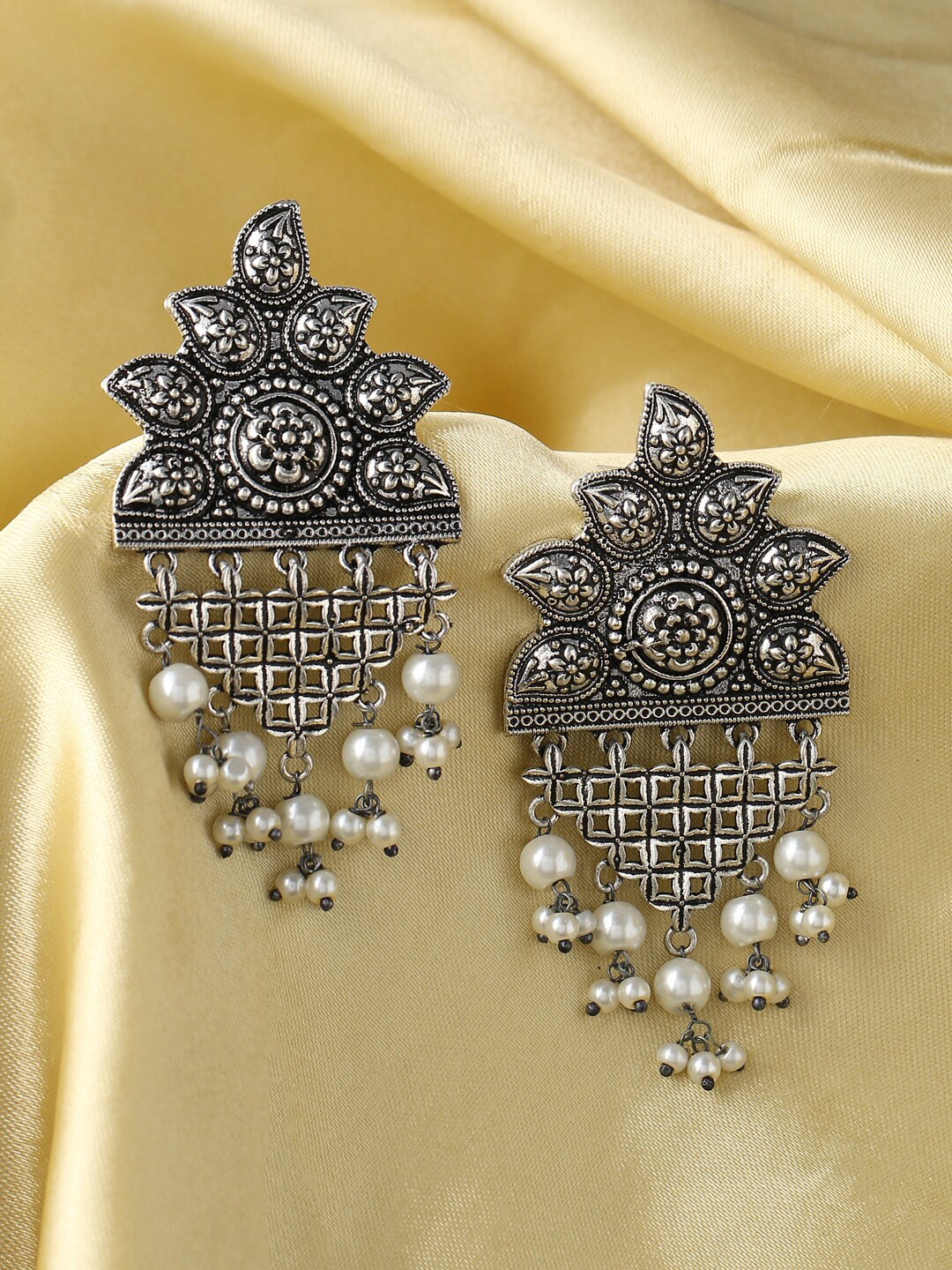 

kashwini Silver-Plated & White Paisley Shaped Drop Earrings