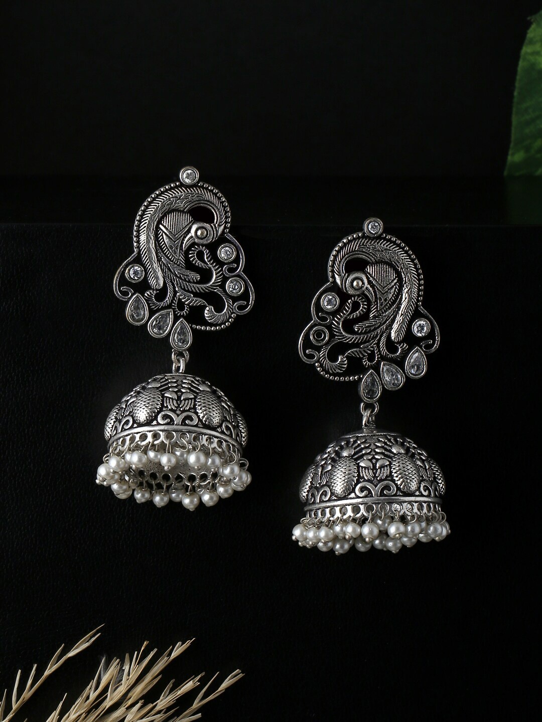 

kashwini Oxidised Silver-Plated White Stone-Studded & Beaded Jhumkas Earrings