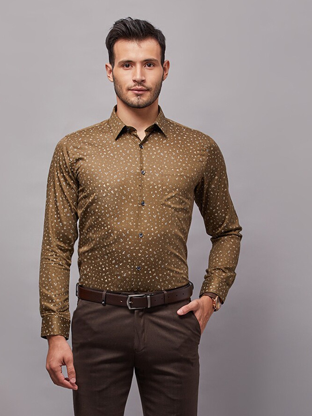 

Oxemberg Men Olive Green Classic Slim Fit Printed Cotton Formal Shirt