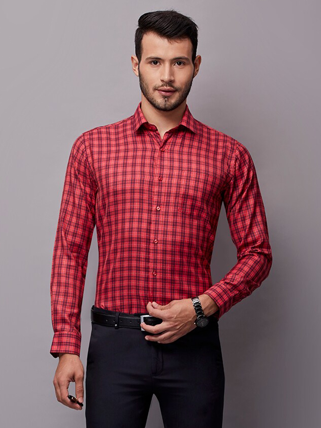 

Oxemberg Men Red Classic Slim Fit Buffalo Checked Formal Shirt