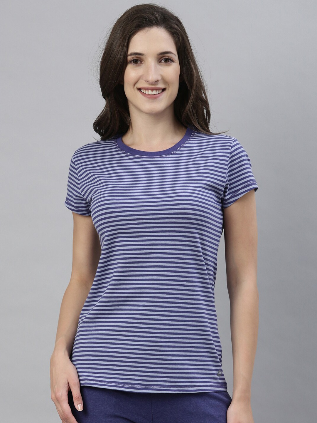 

Enamor Women Blue Striped Slim Fit T-shirt