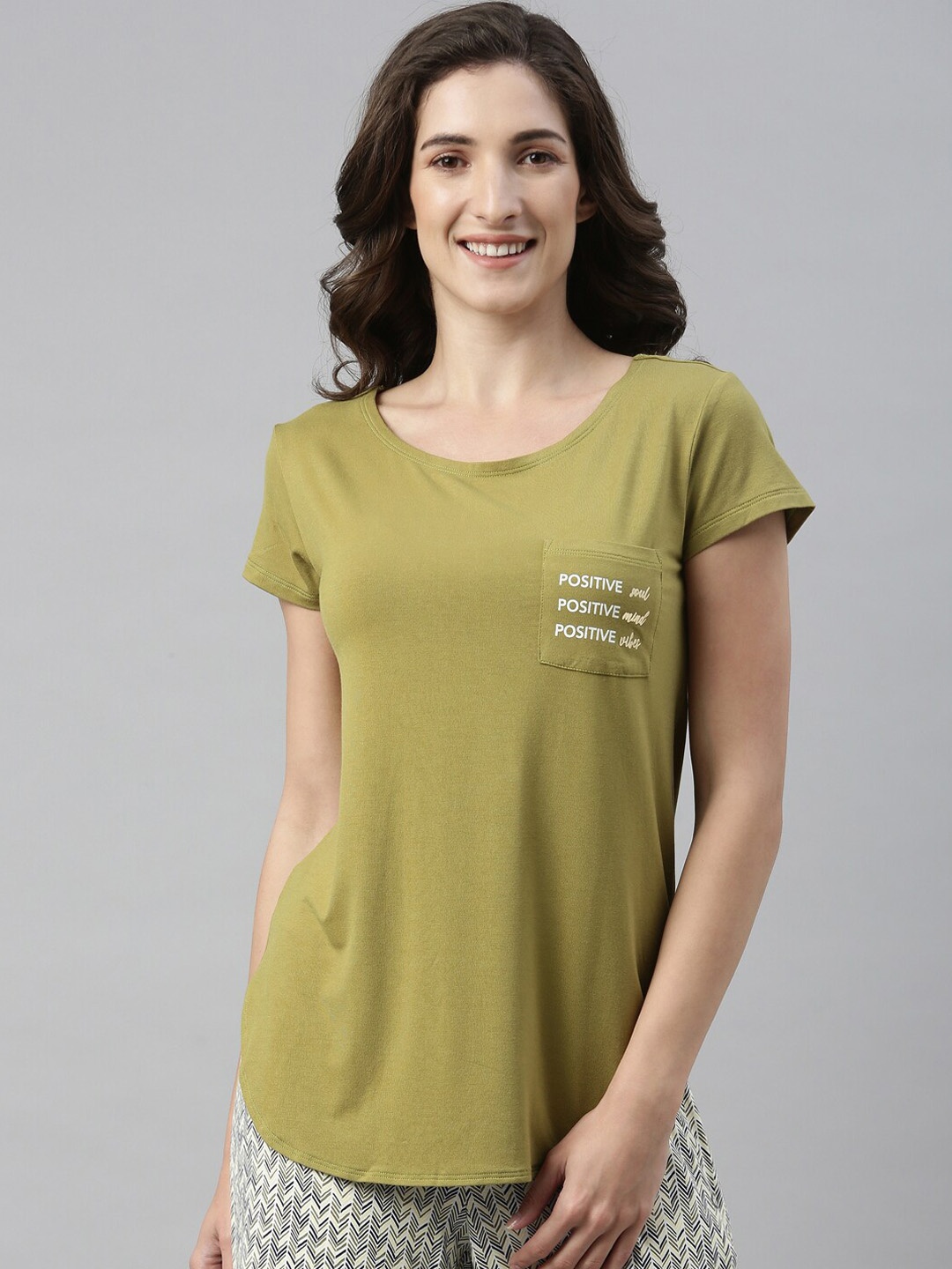 Enamor Women Green Printed Lounge Tshirts