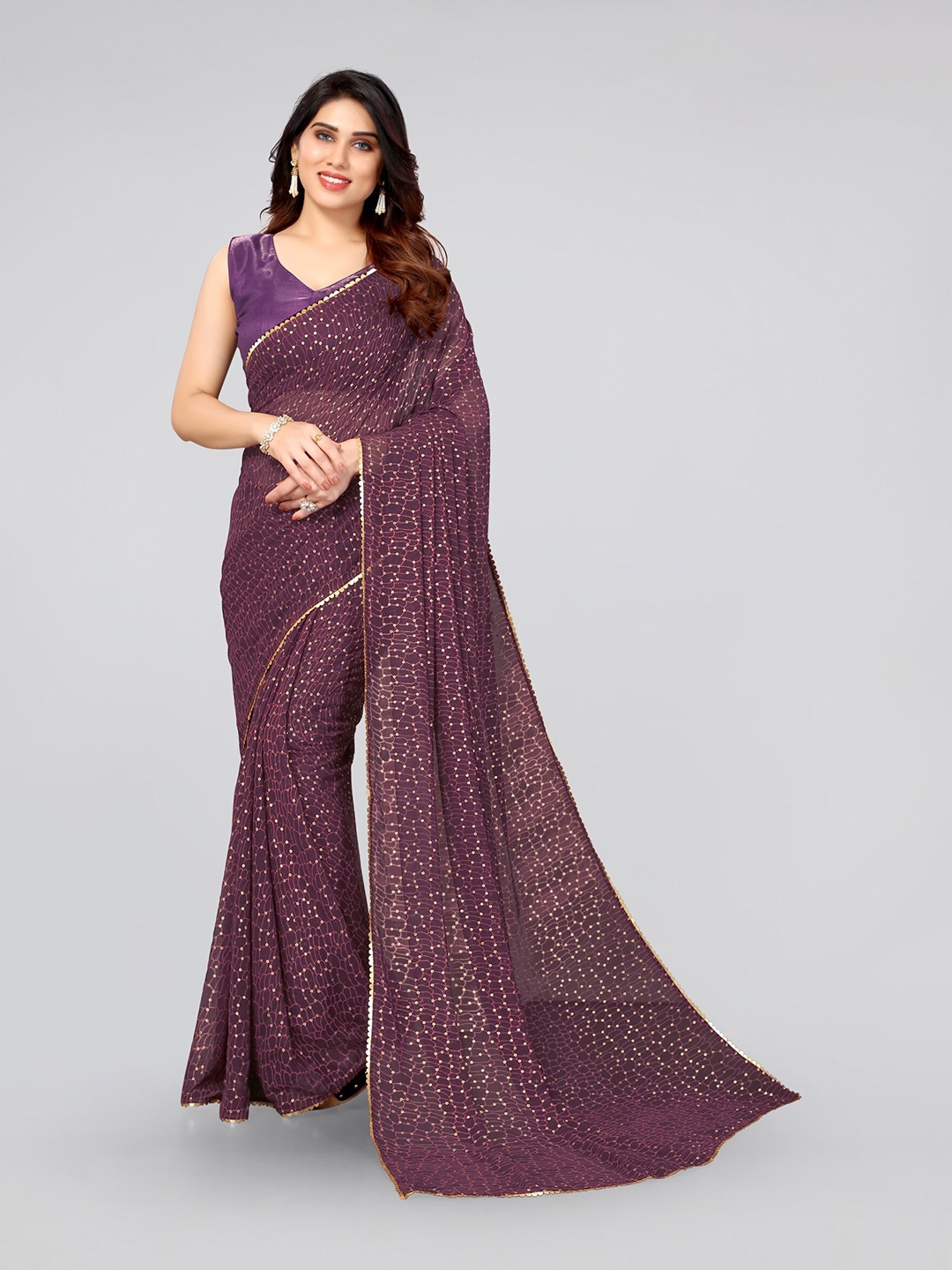 

MIRCHI FASHION Burgundy & Gold-Toned Embellished Zari Saree