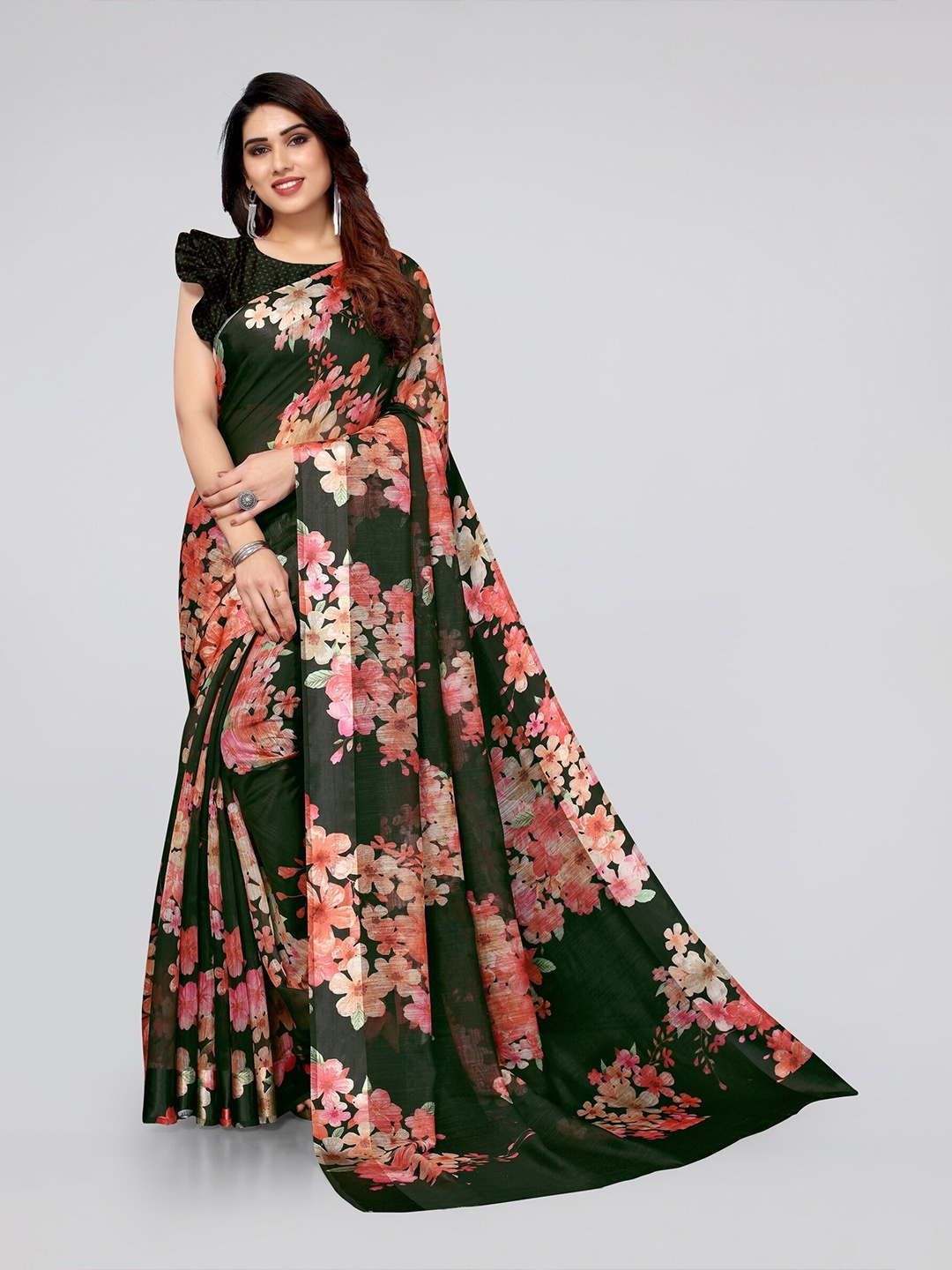 

MIRCHI FASHION Black & Red Floral Bagh Saree