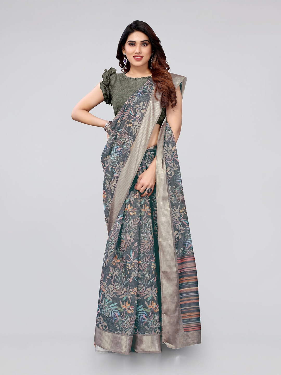 

MIRCHI FASHION Grey & Blue Floral Bagh Saree