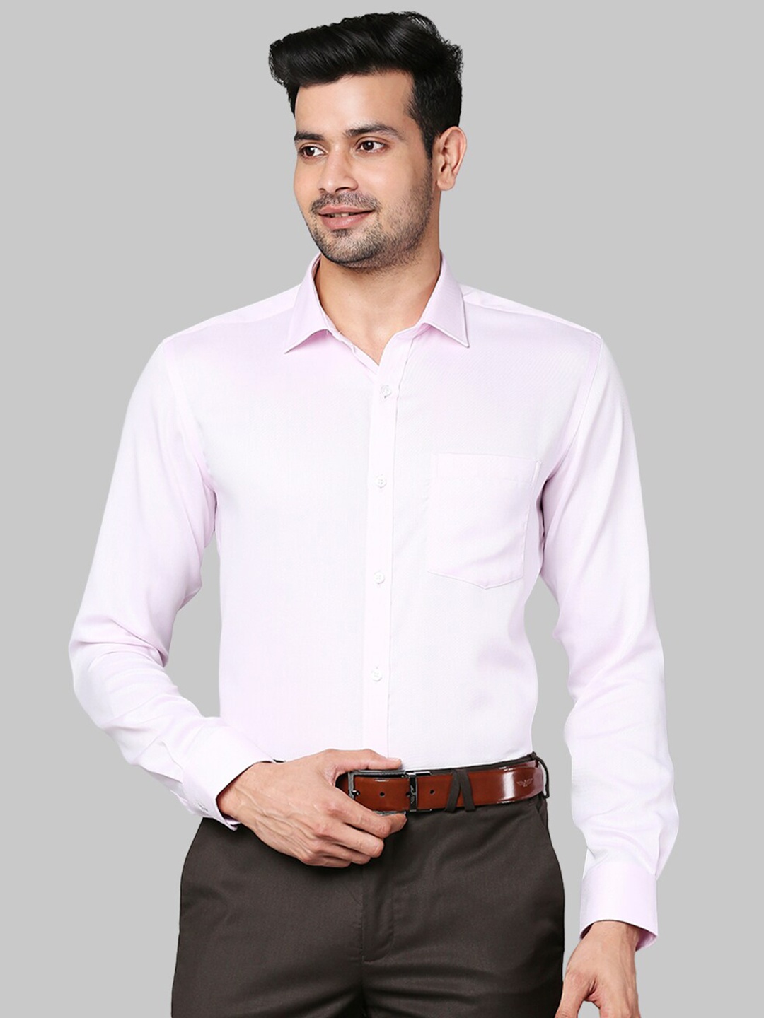 

Park Avenue Men Pink Slim Fit Cotton Formal Shirt