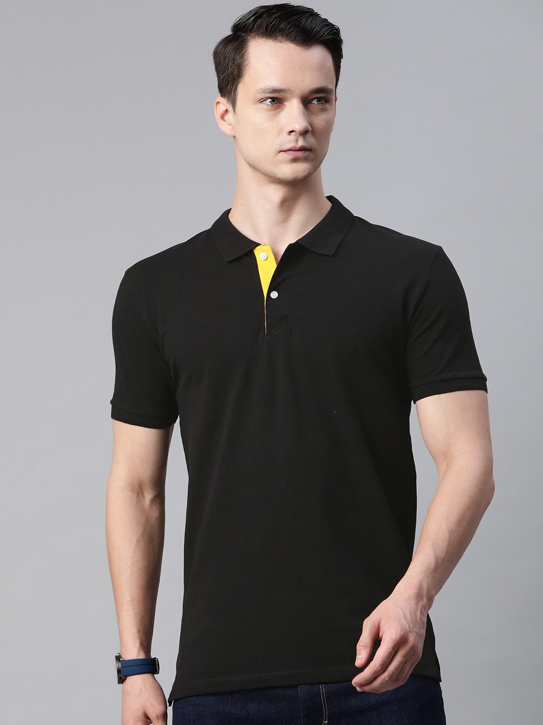 

Pierre Carlo Men Black Solid Polo Collar T-shirt