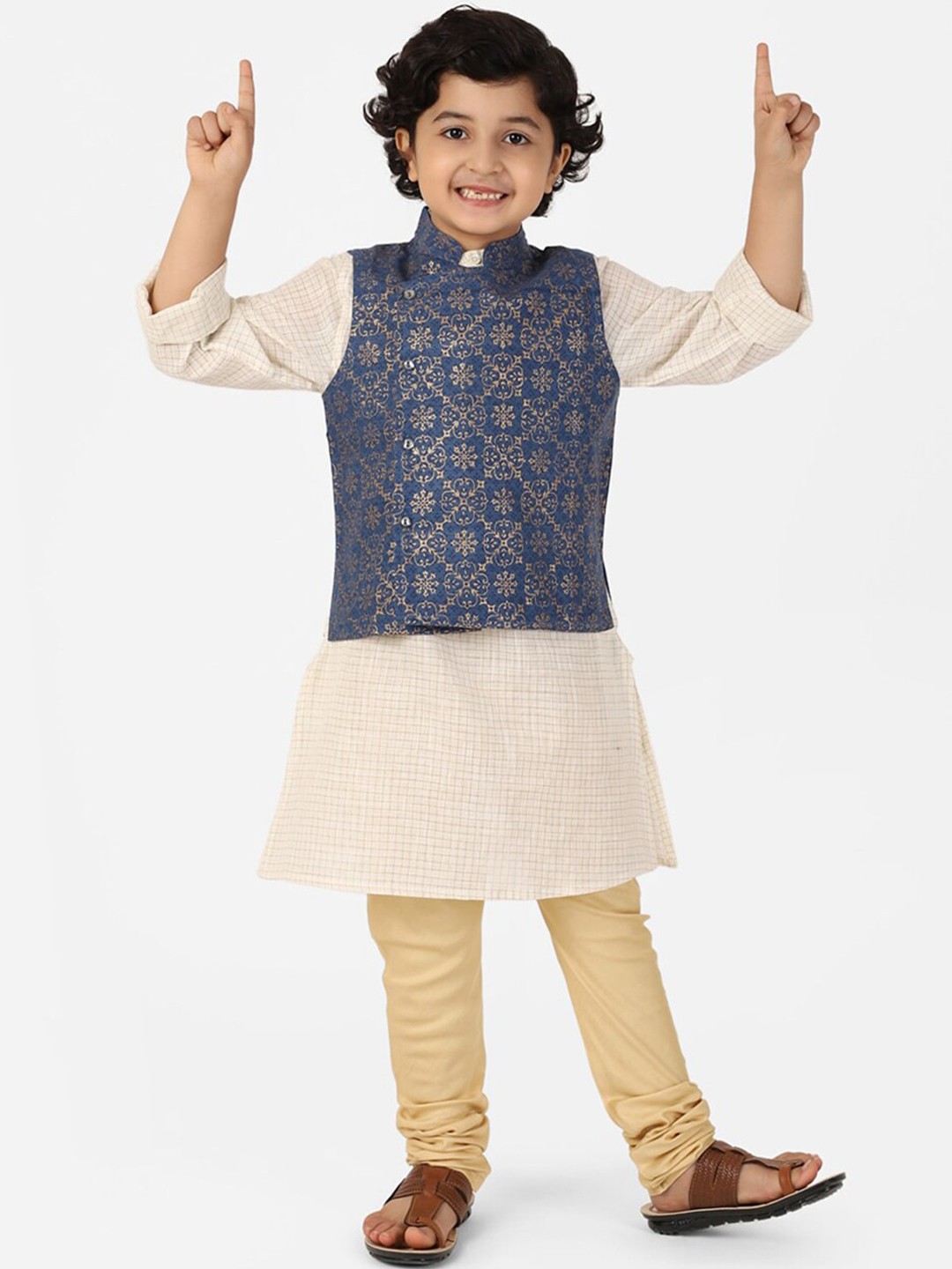 

Fabindia Boys Navy Blue & Golden Ethnic Motifs Printed Pure Silk Woven Nehru Jacket