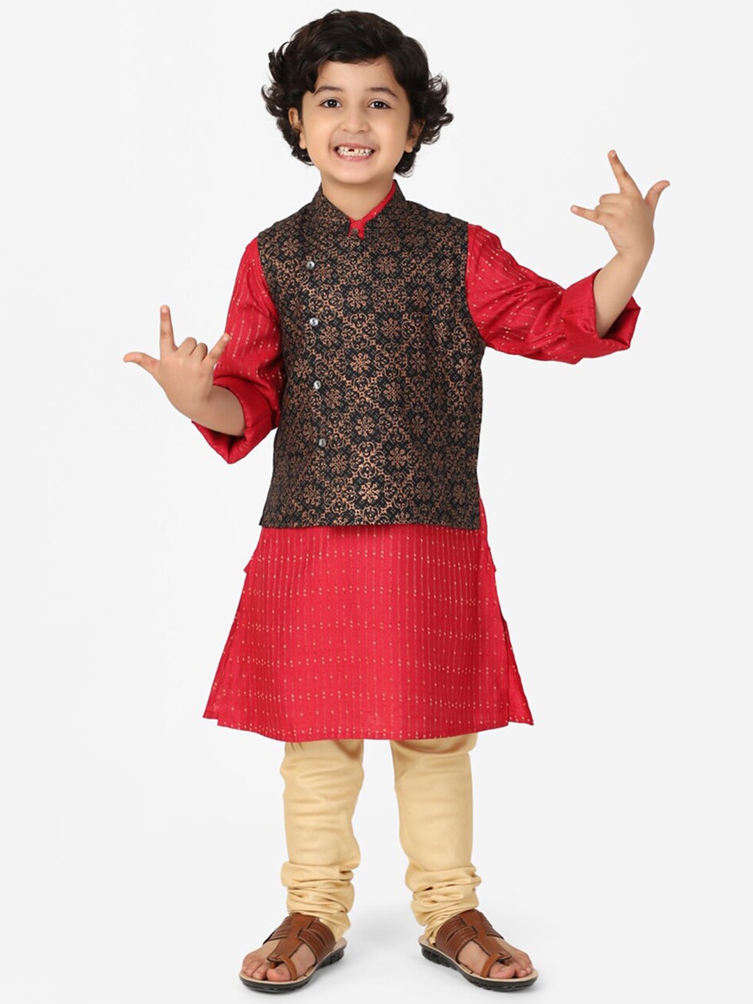 

Fabindia Boys Black Printed Woven Silk Nehru Jackets