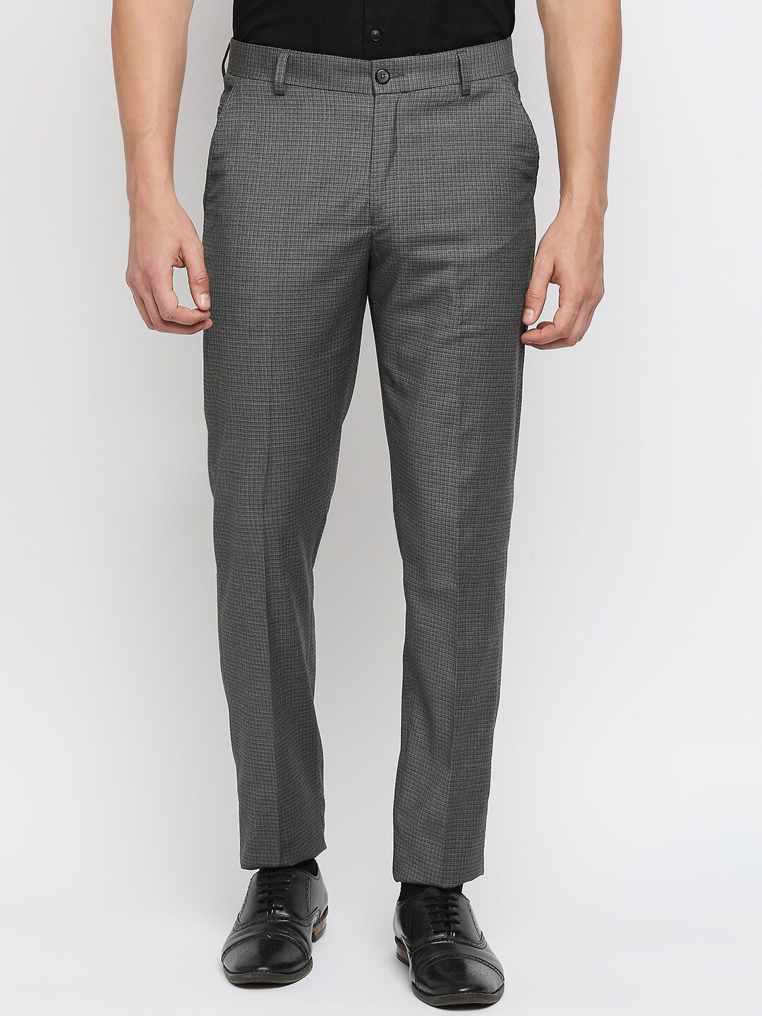 

Solemio Men Grey Regular Fit Textured Relaxed Trousers