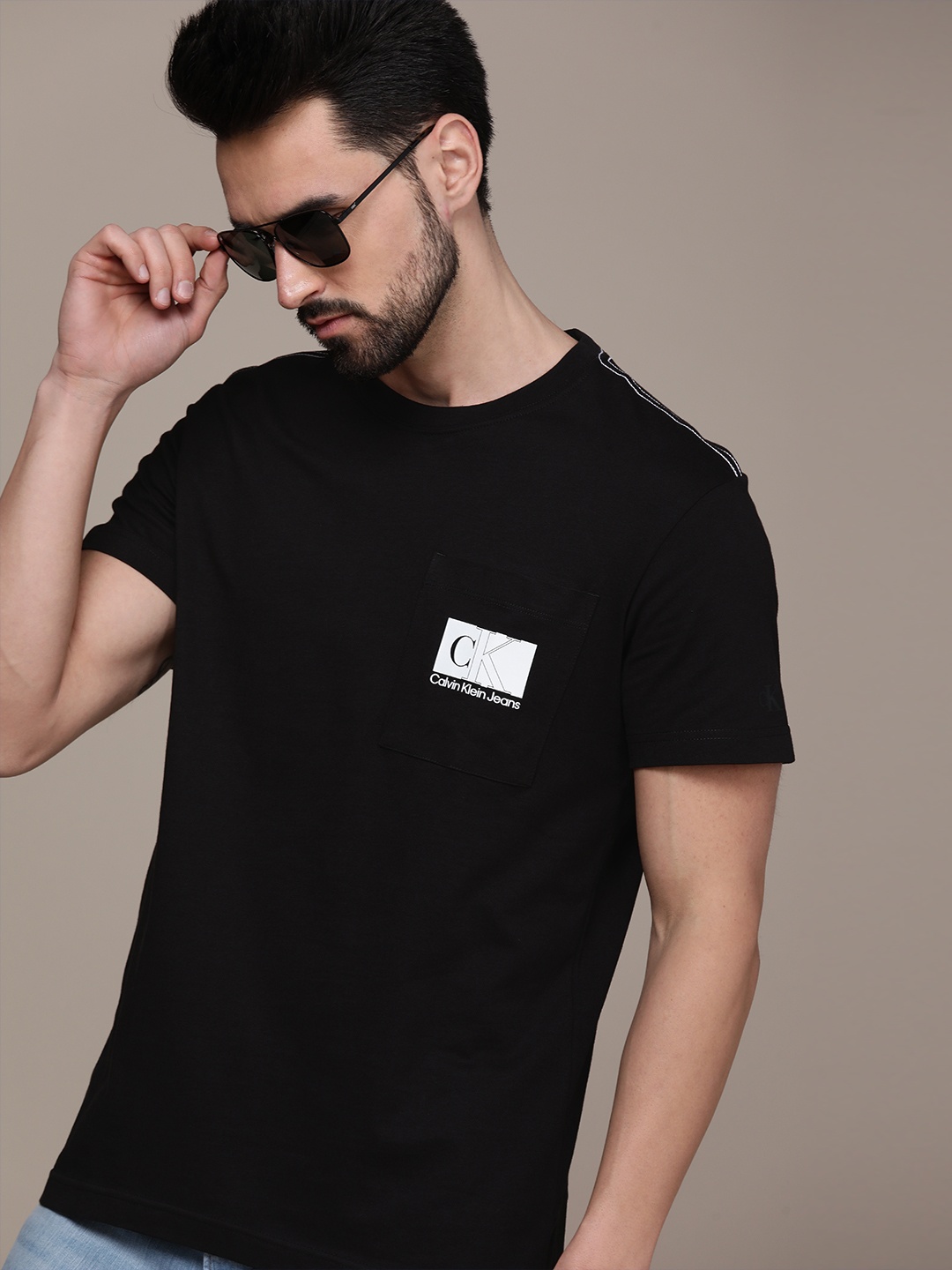 

Calvin Klein Jeans Men Black & White Printed T-shirt