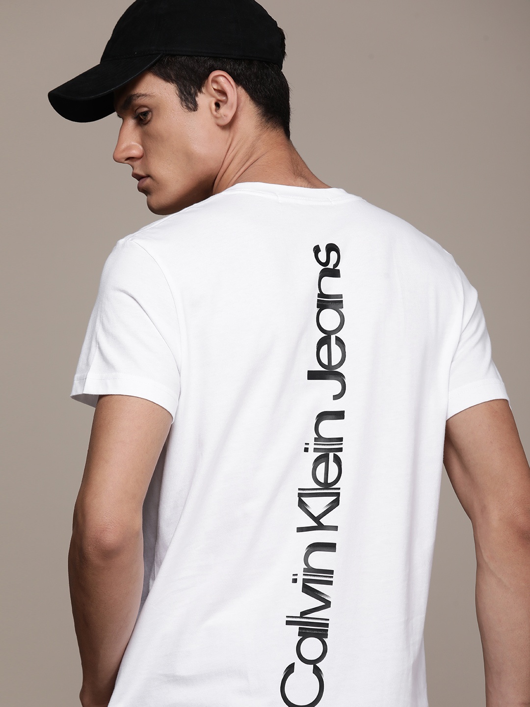 

Calvin Klein Jeans Men White & Black Printed T-shirt