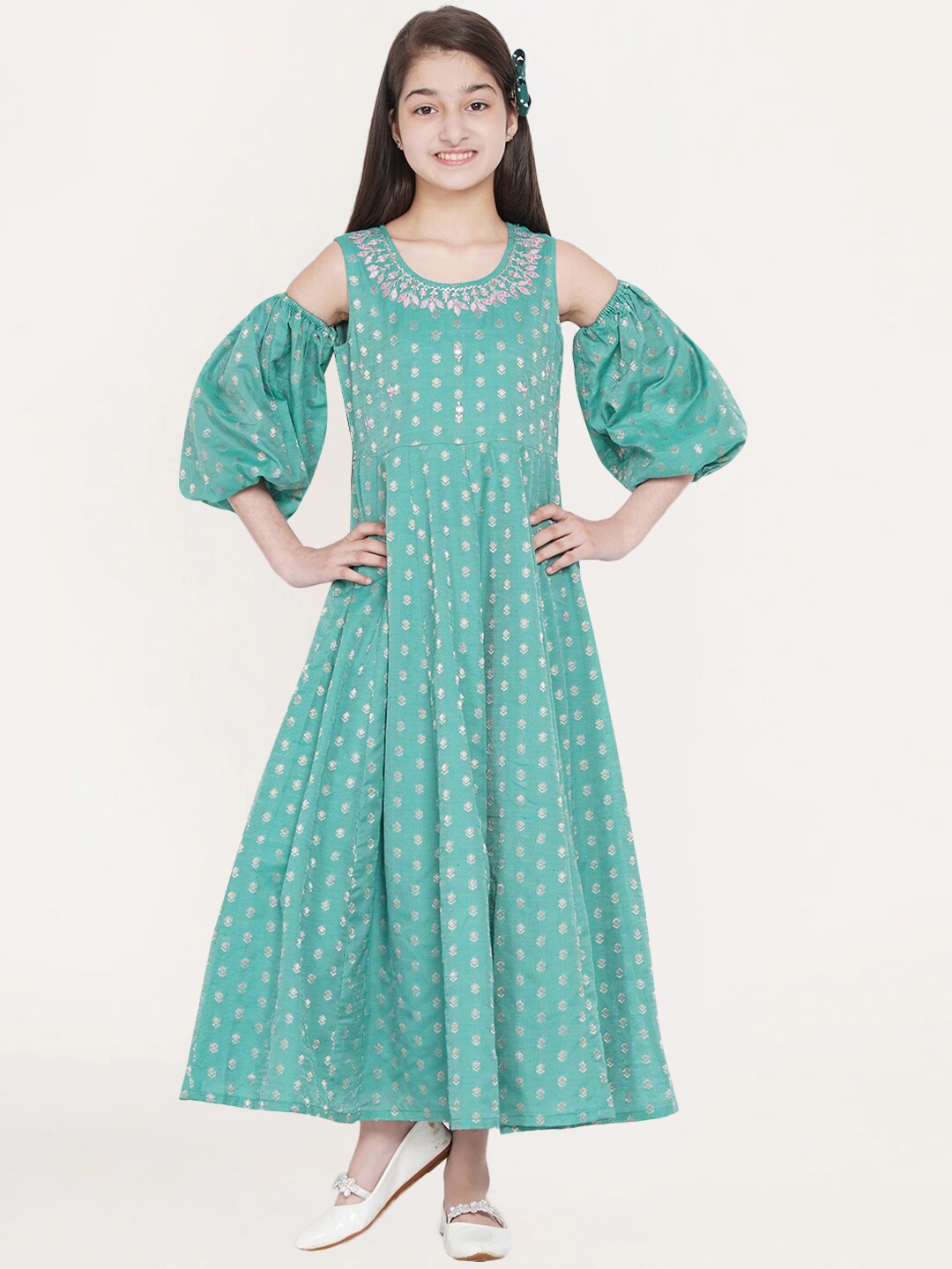 

titliyan Green Ethnic Motifs Embroidered Chanderi Silk Maxi Dress