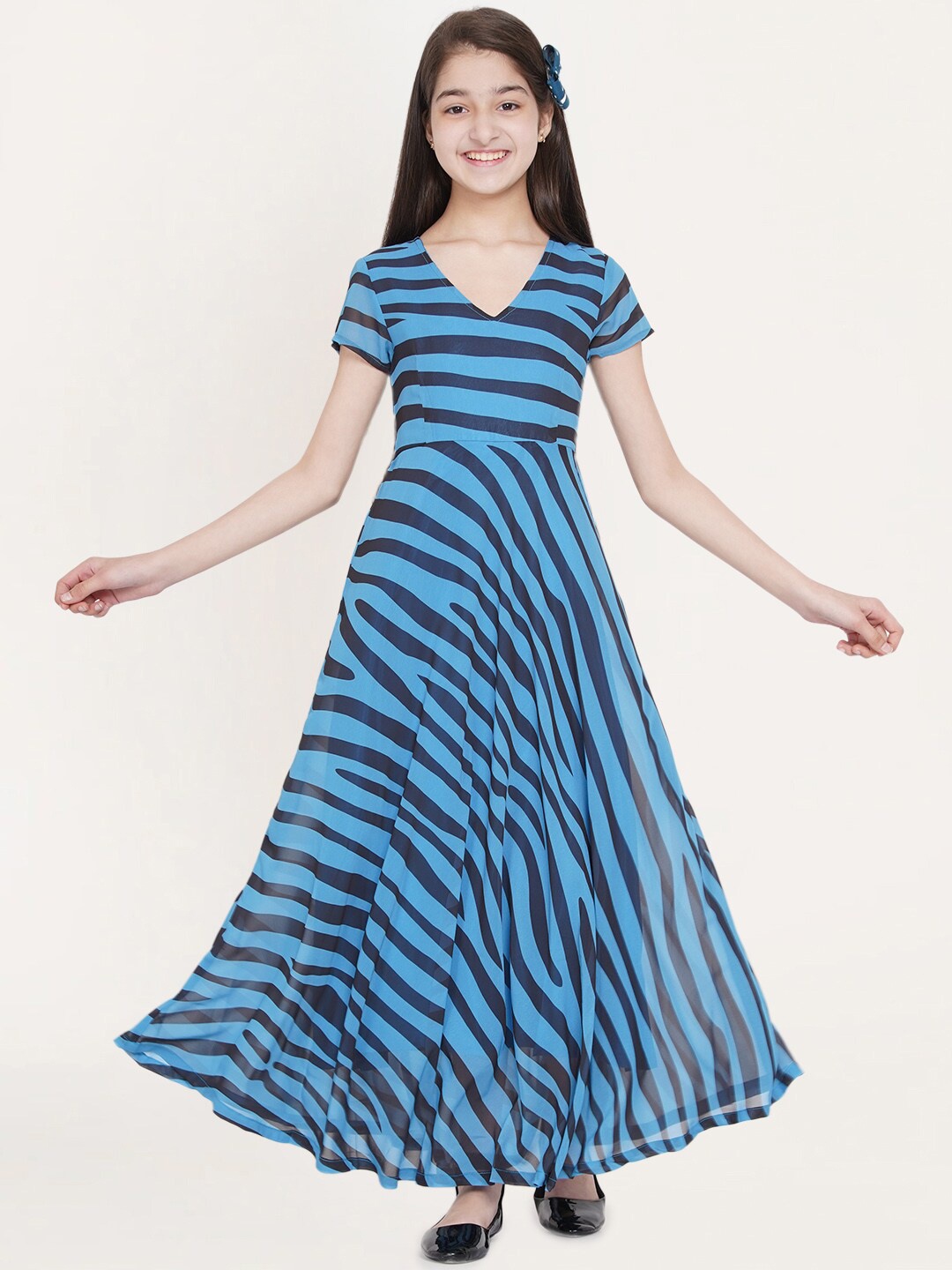 

titliyan Blue & Black Striped Maxi Dress