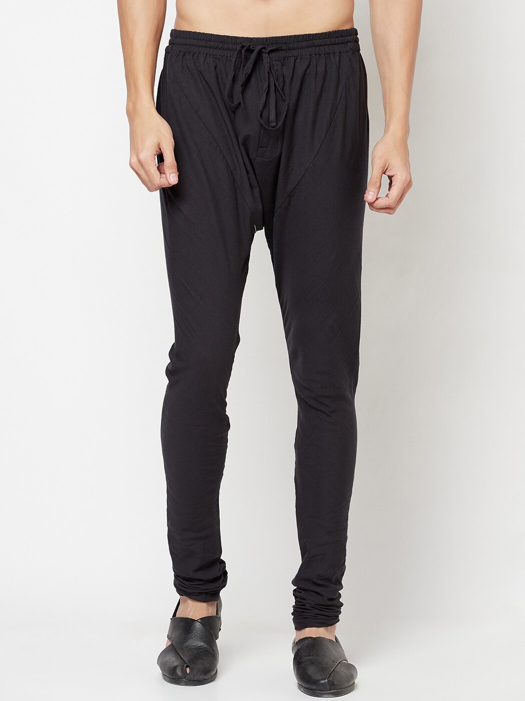 

Fabindia Men Black Solid Pure Cotton Straight-Fit Churidar