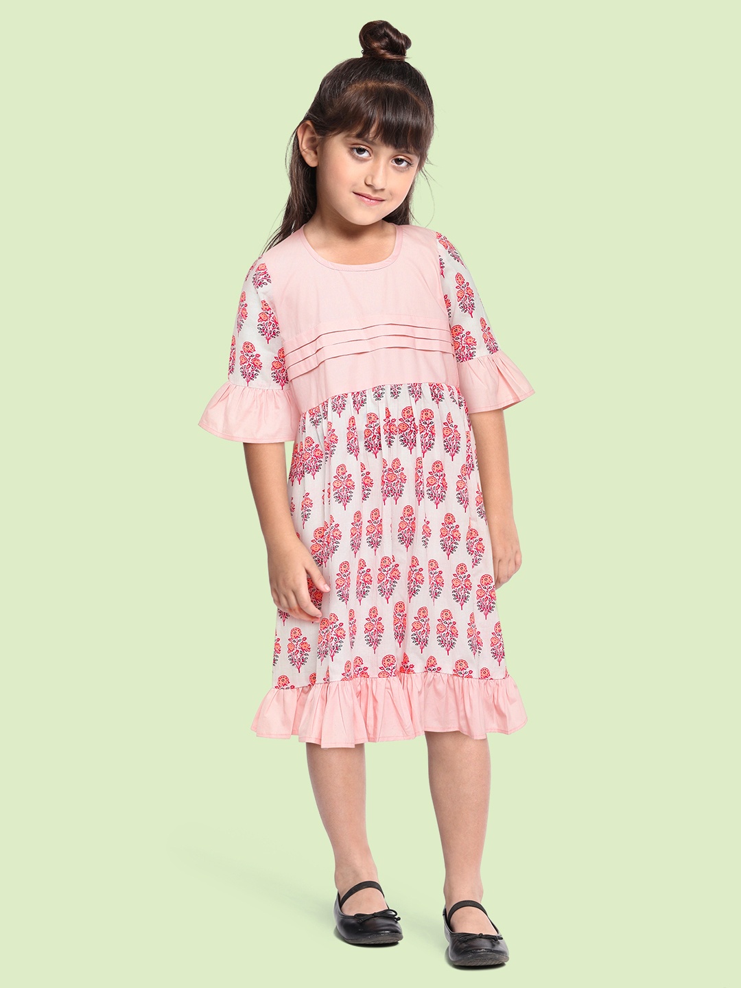 

Eimoie Pink & White Pure Cotton Ethnic Motifs A-Line Dress