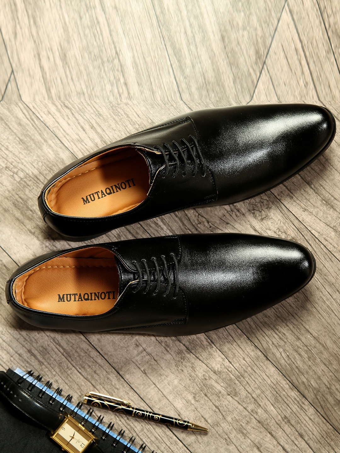 MUTAQINOTI Men Black Solid Formal Brogues