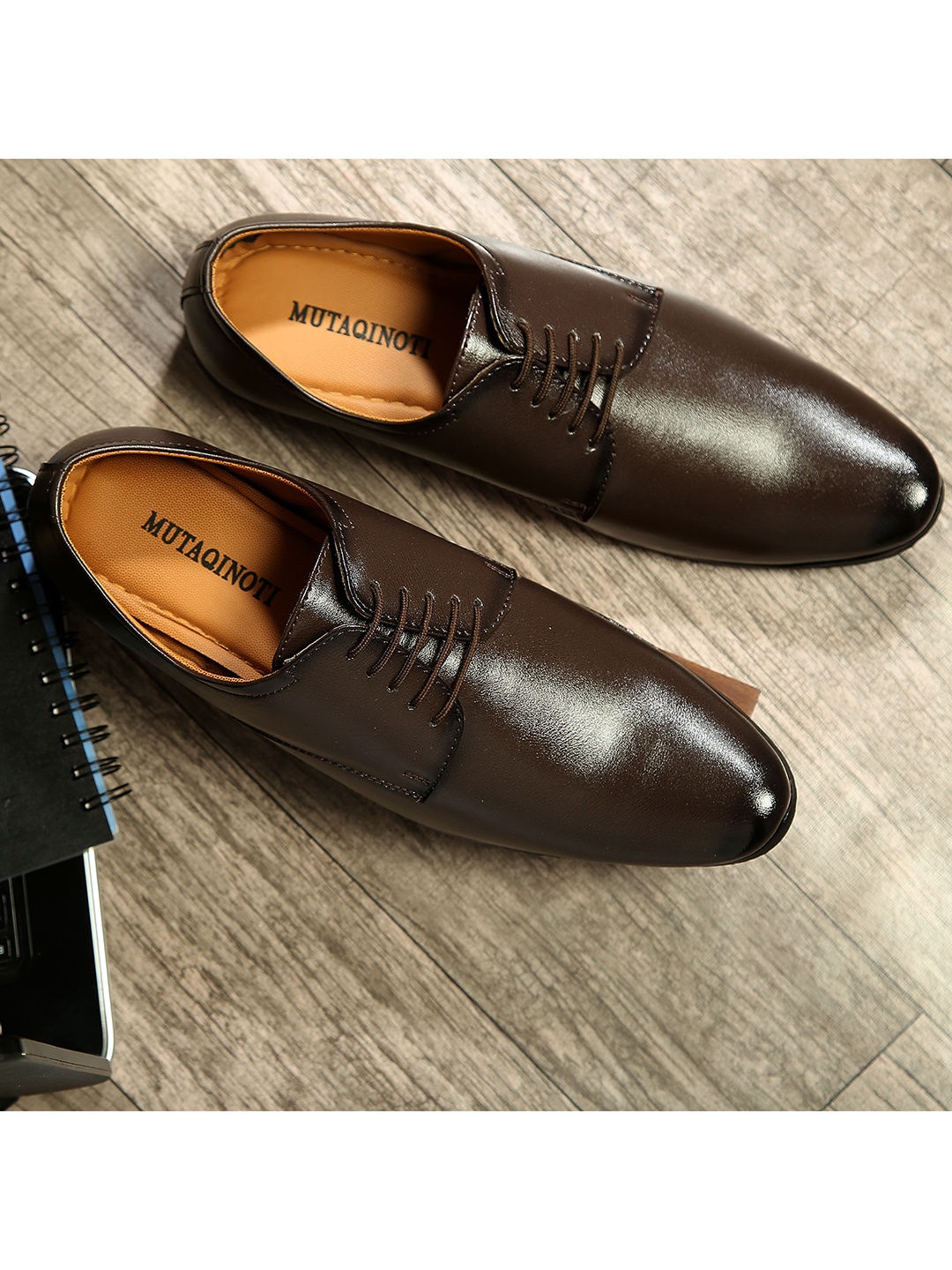 

MUTAQINOTI Men Brown Solid Formal Oxfords