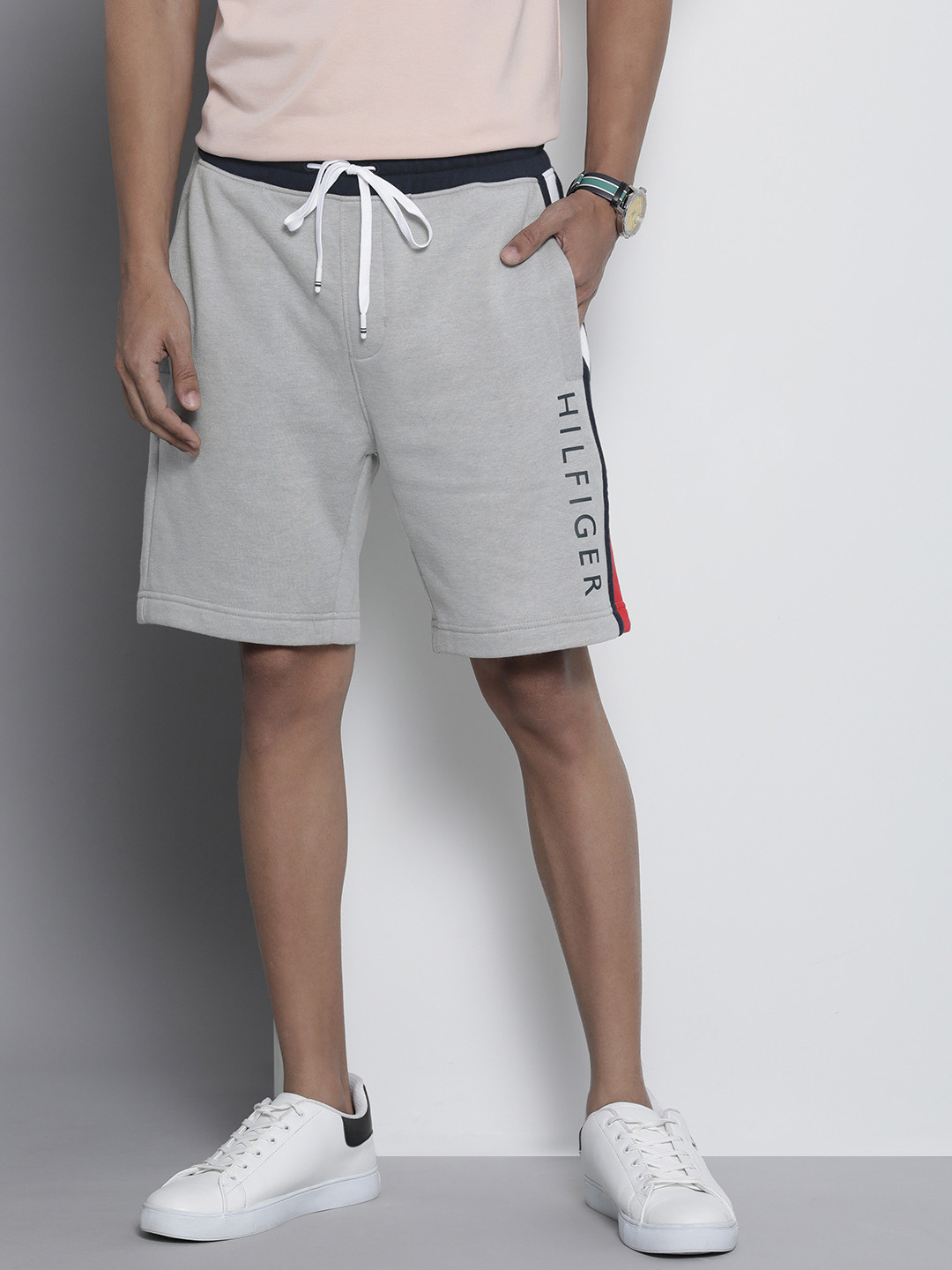 

Tommy Hilfiger Men Grey Brand Logo Printed Shorts