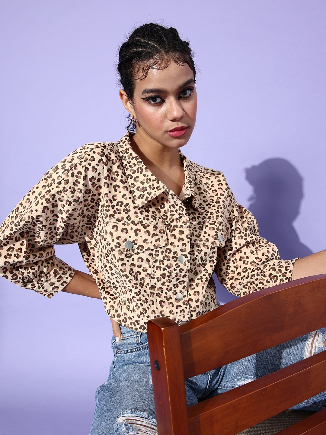 

ANVI Be Yourself Women Beige Animal Printed Corduroy Jacket