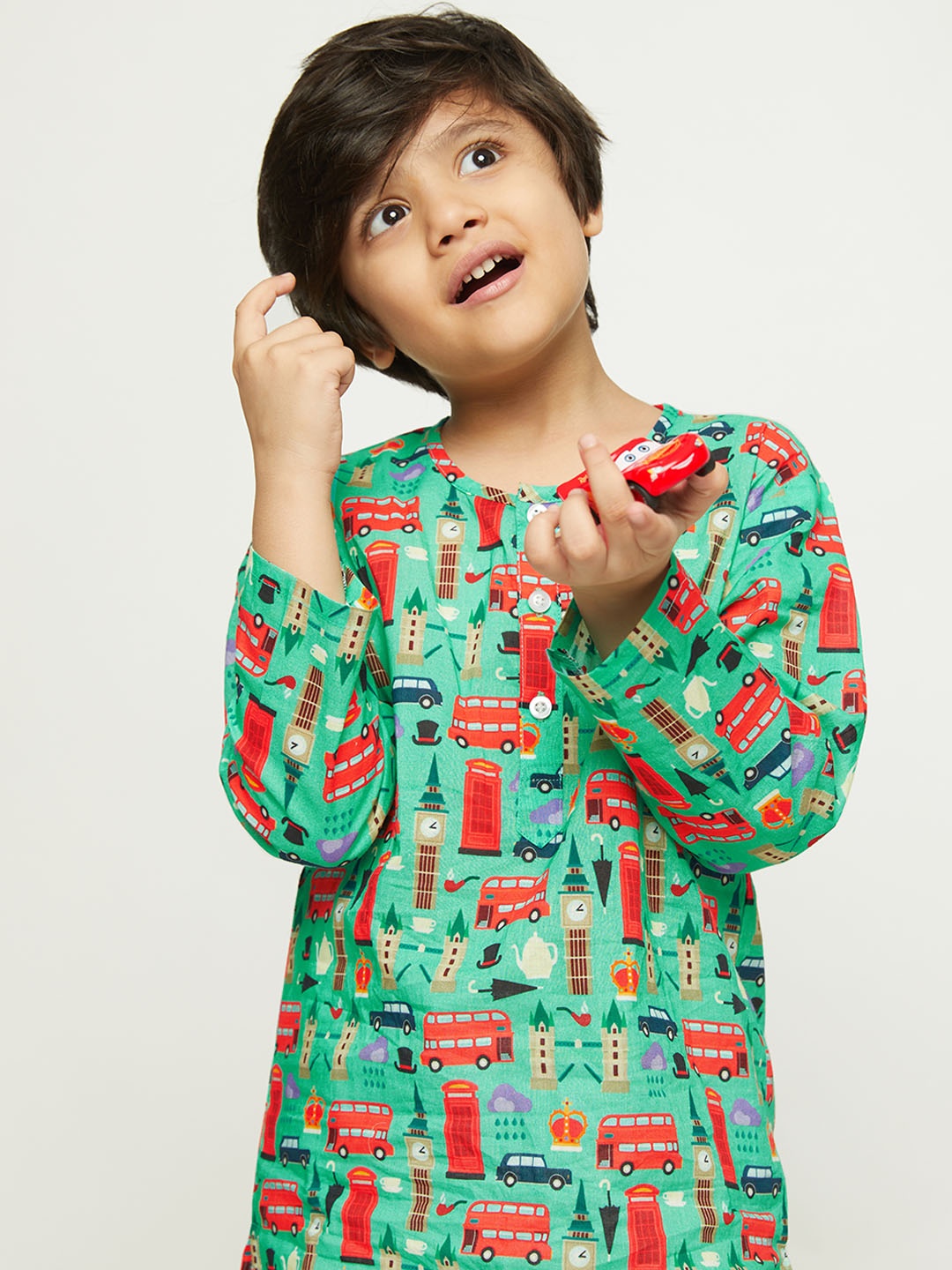 

frangipani Girls Green & Black Printed Cotton Night suit