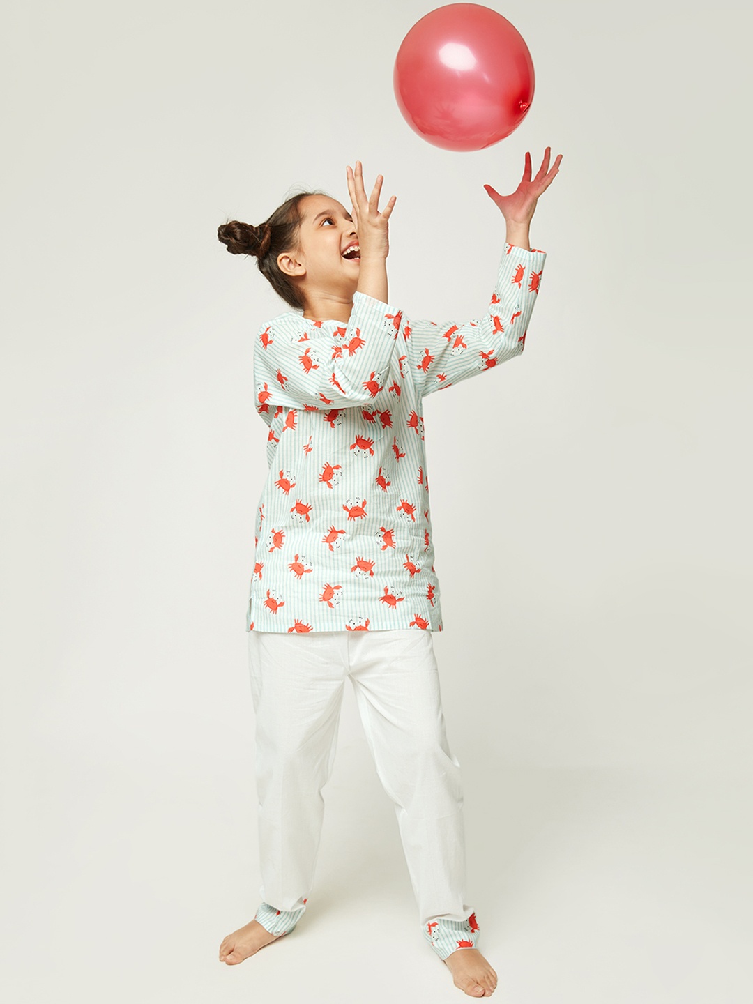 

frangipani Kids White & Red Printed Pure Cotton Night suit