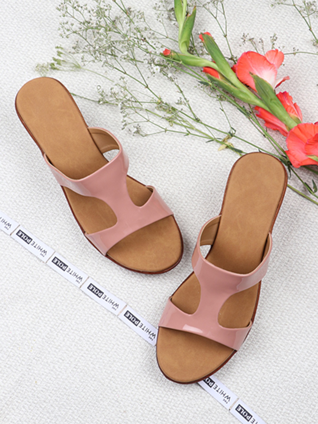 

THE WHITE POLE Pink Wedge Sandals