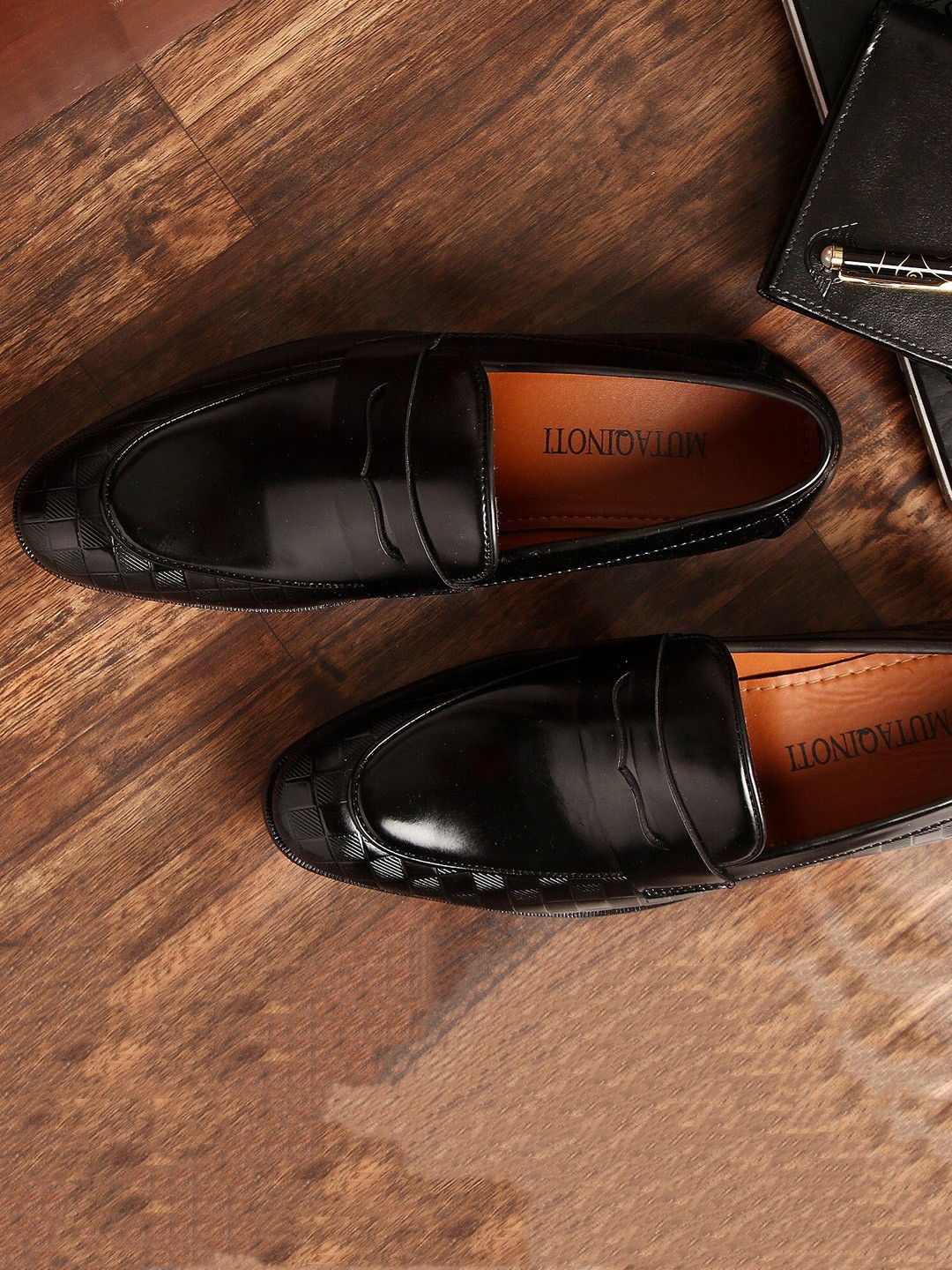 

MUTAQINOTI Men Black Woven Design Patent Leather Loafers
