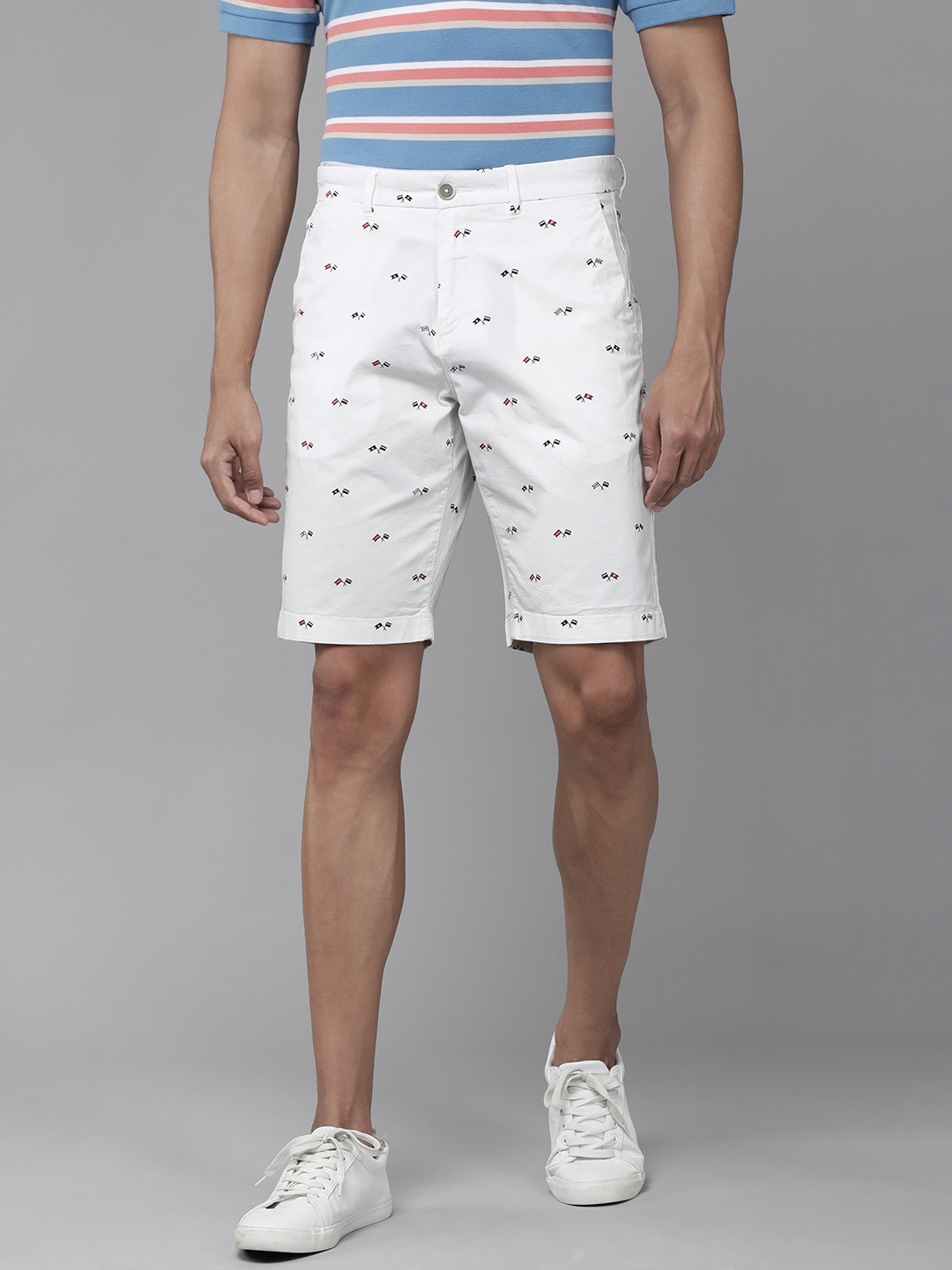 

U S Polo Assn Men White & Navy Blue Conversational Printed Slim Fit Chino Shorts