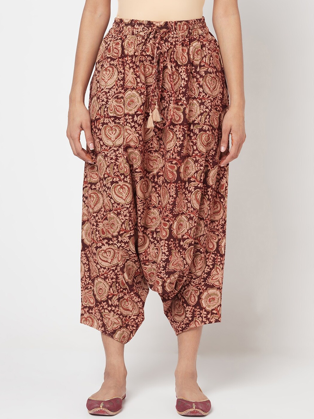 

Fabindia Women Maroon Floral Printed Jodhpuris Trousers