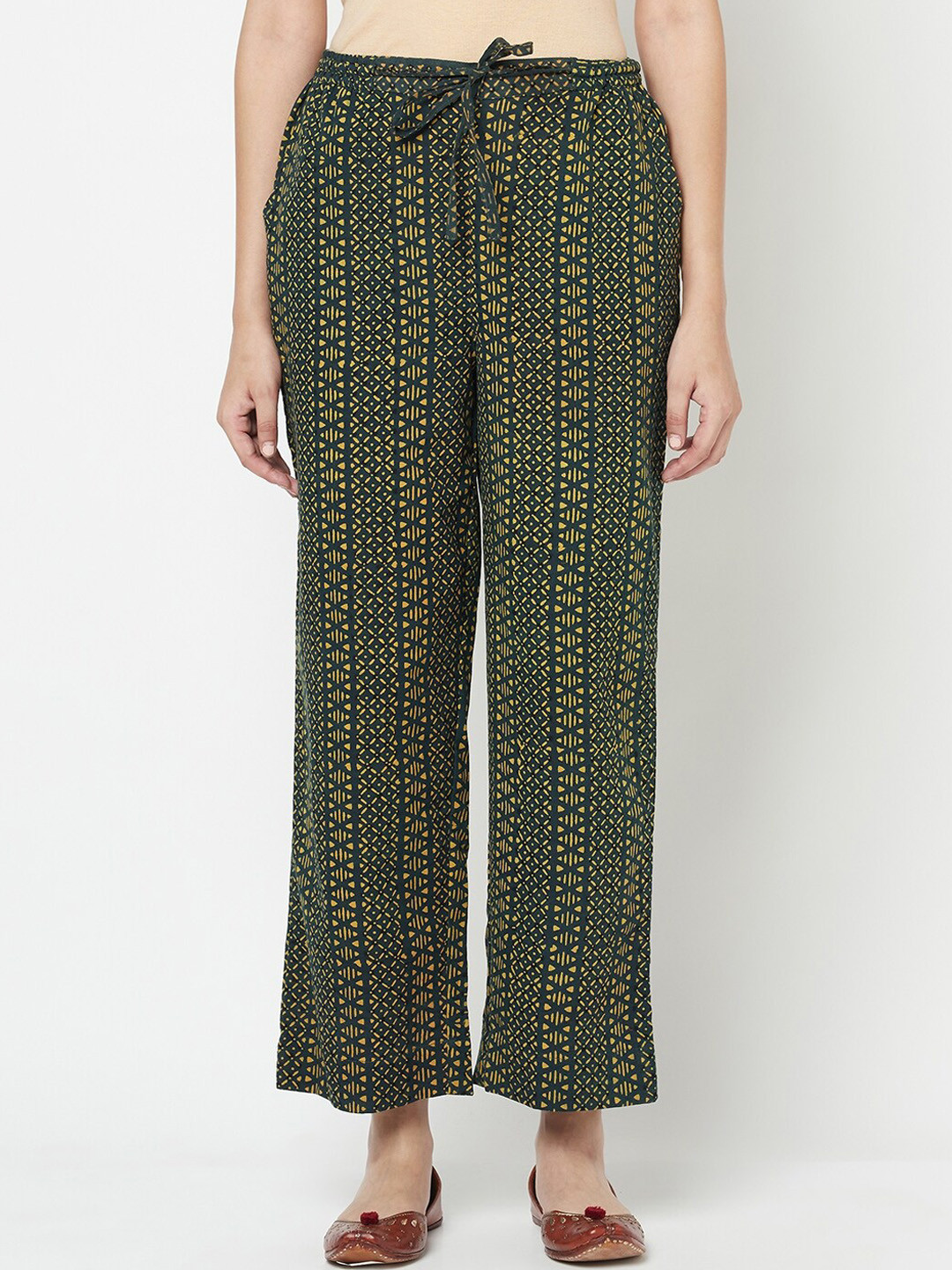 

Fabindia FabBasic Women Green Printed Cotton Trousers