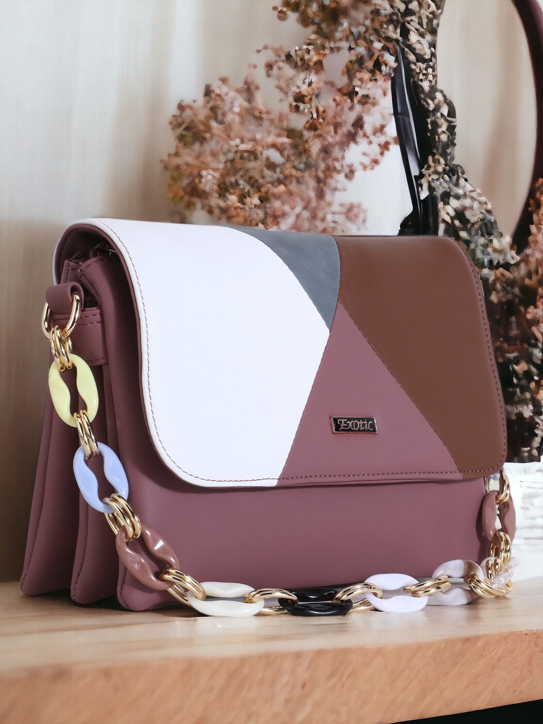 

Exotic Pink PU Structured Colourblocked Sling Bag