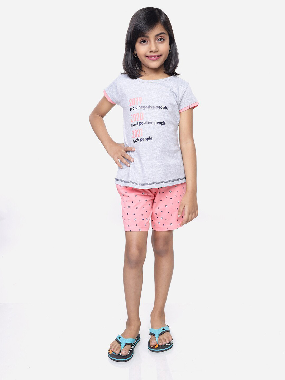 

Toonyport Girls Pink & Grey Printed Cotton Night suit