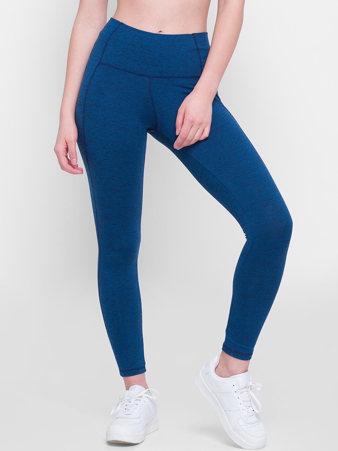 

Candyskin Women Navy Blue Solid High-Rise Dry-Fit Tights