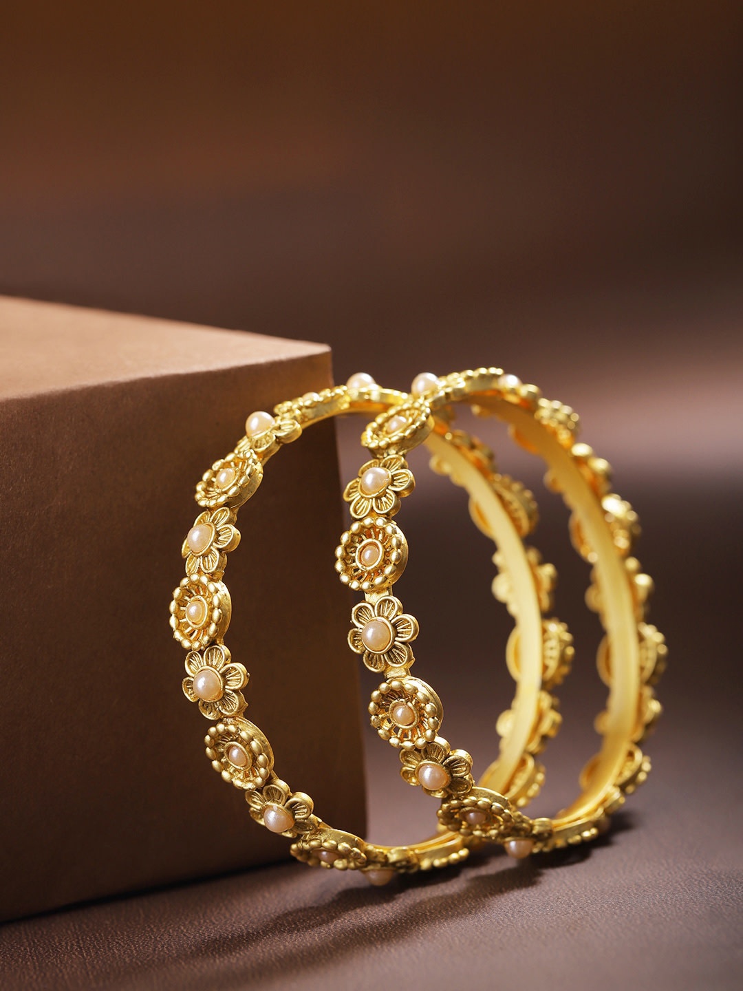 

Priyaasi Set Of 2 Gold-Plated Pearl-Studded Bangles
