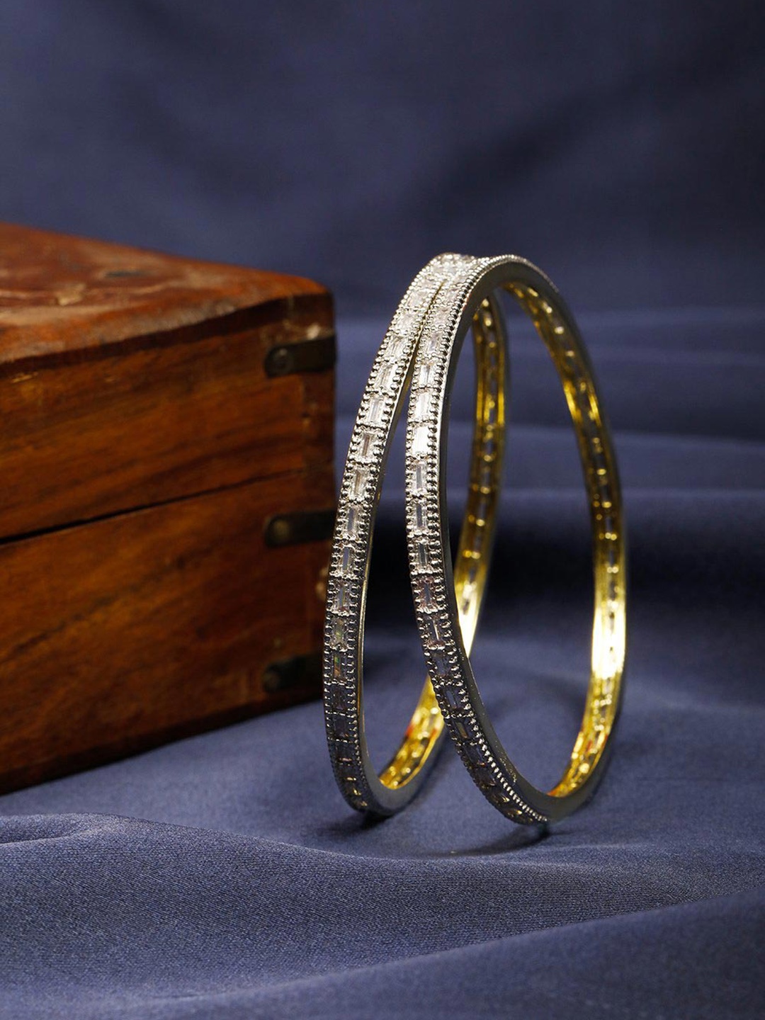 

Priyaasi Set of 2 Silver-Plated White AD Studded Bangles