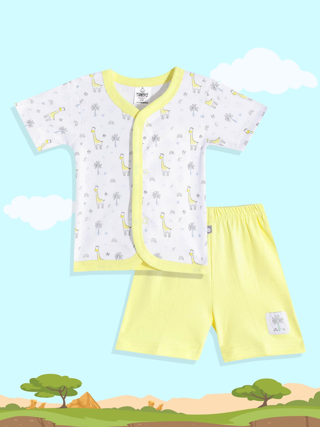 

TINYO Unisex Kids Yellow & White Pure Cotton Giraffe Printed T-shirt with Shorts