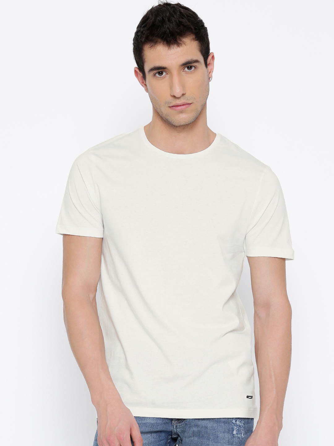 

Jack & Jones Men Off-White Solid Round Neck T-shirt