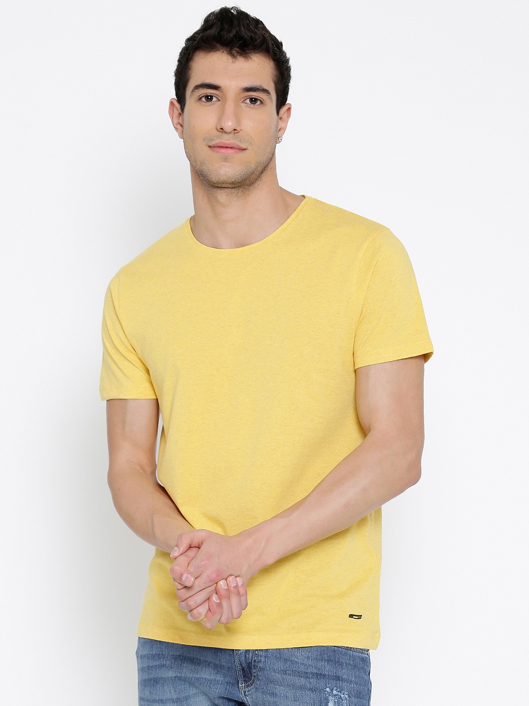 

Jack & Jones Men Yellow Solid Round Neck T-shirt