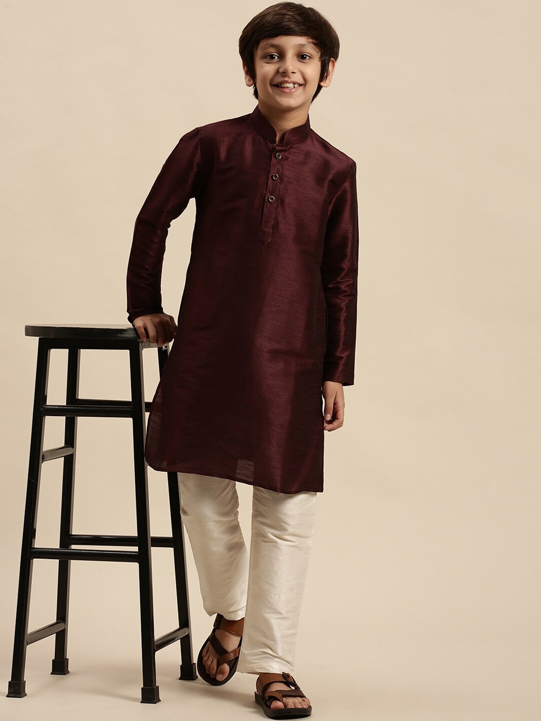 

Sanwara Boys Red Solid Kurta