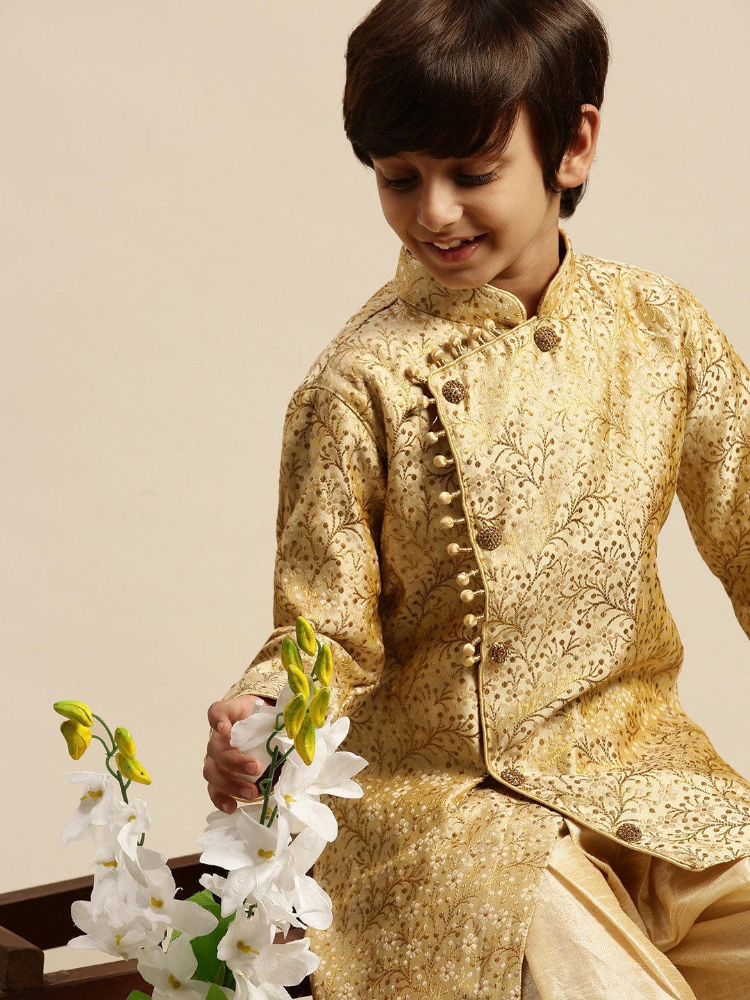 

Sanwara Boys Beige & Gold-Toned Art Silk Kurta