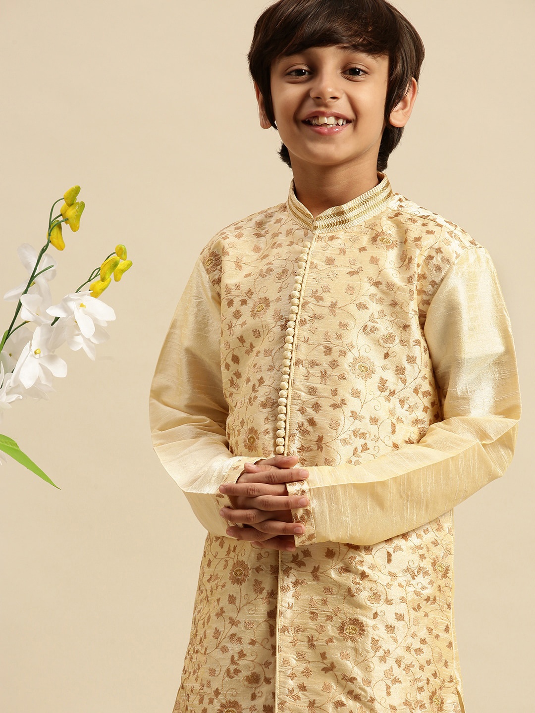

Sanwara Boys Beige Embroidered Pastels Kurta