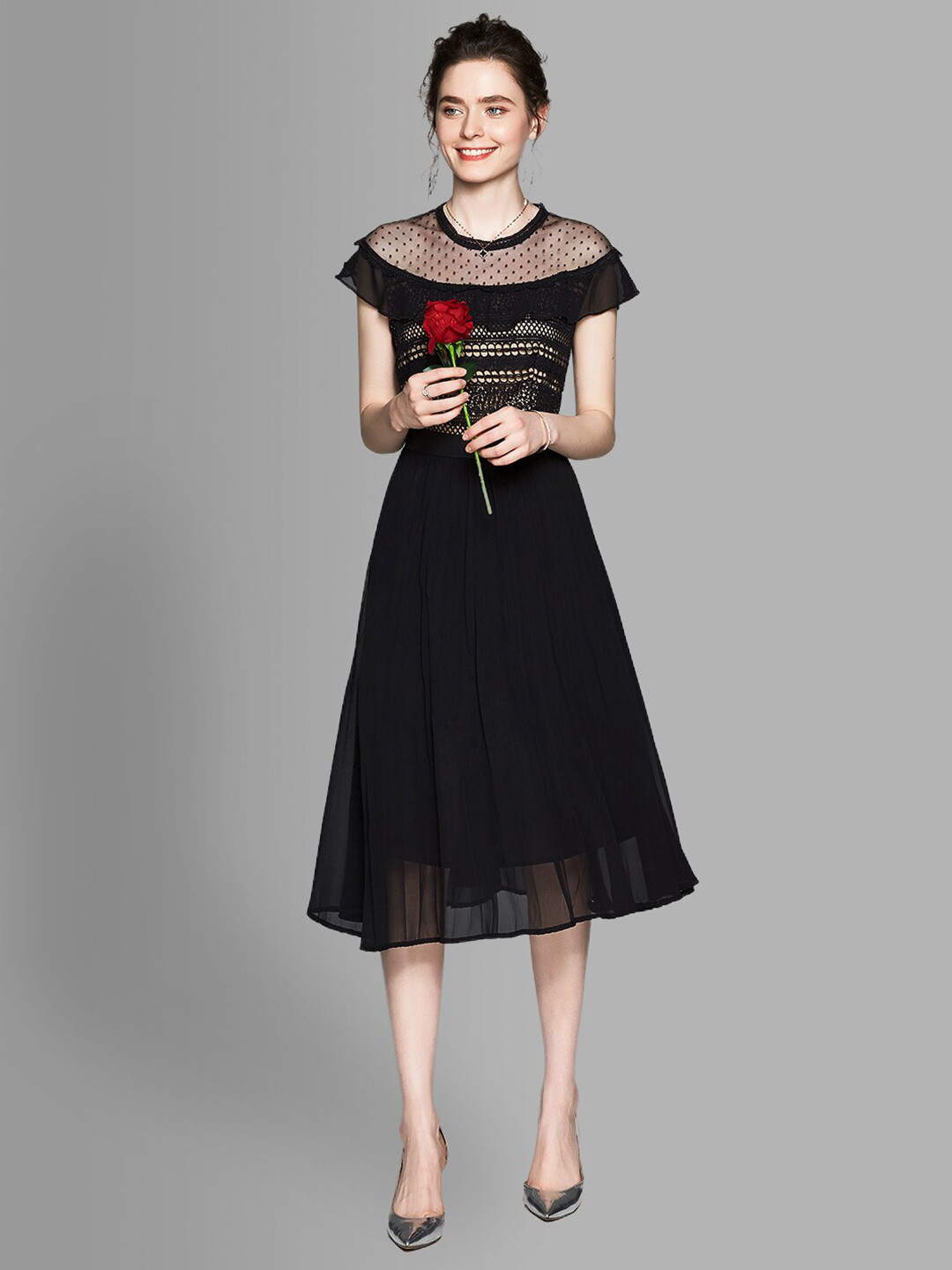 

JC Collection Black Solid Midi Dress