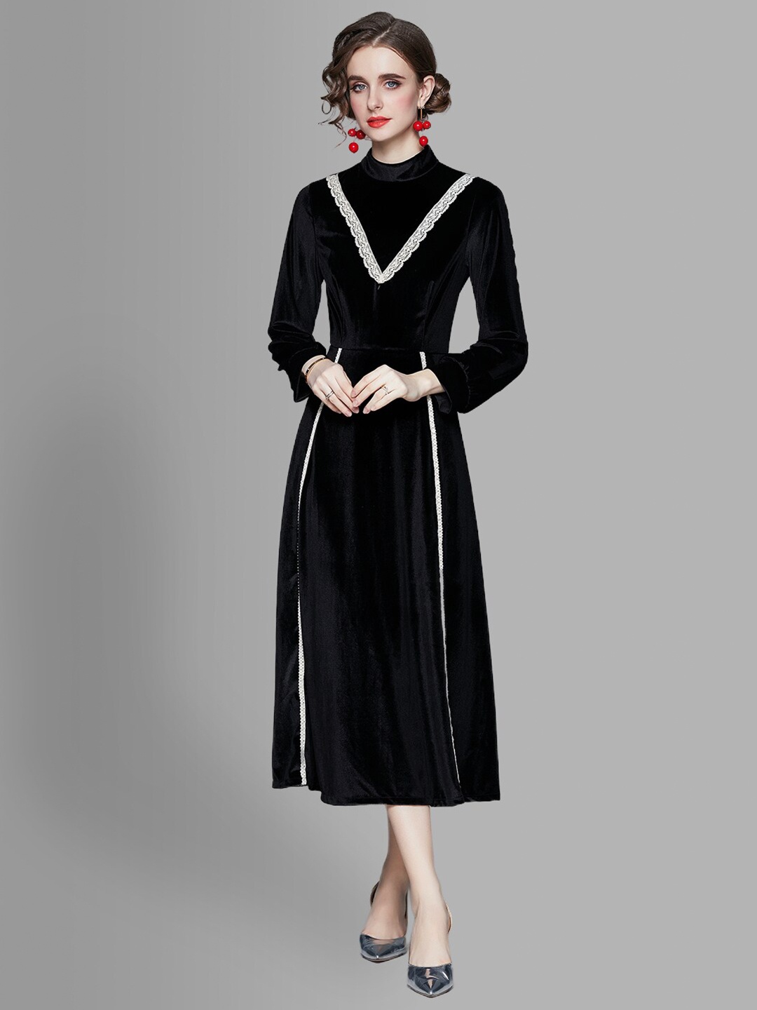 

JC Collection Black & White Lace Inserts Midi Dress