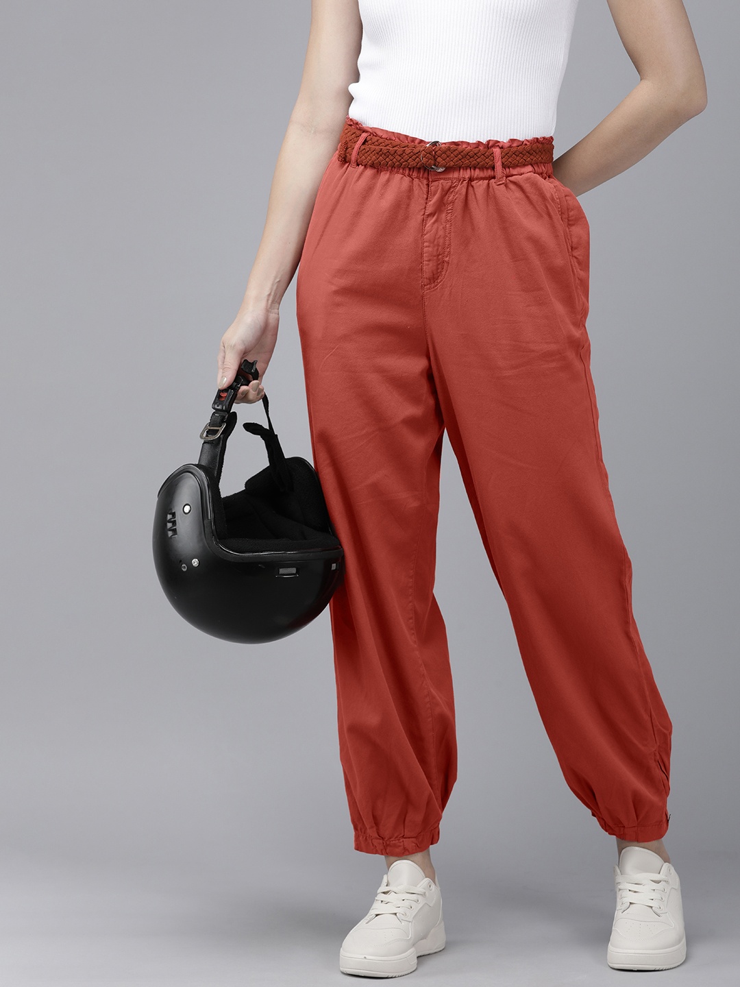 

The Roadster Lifestyle Co. Women Pure Cotton Pleated Joggers Comes With A Belt, Coral
