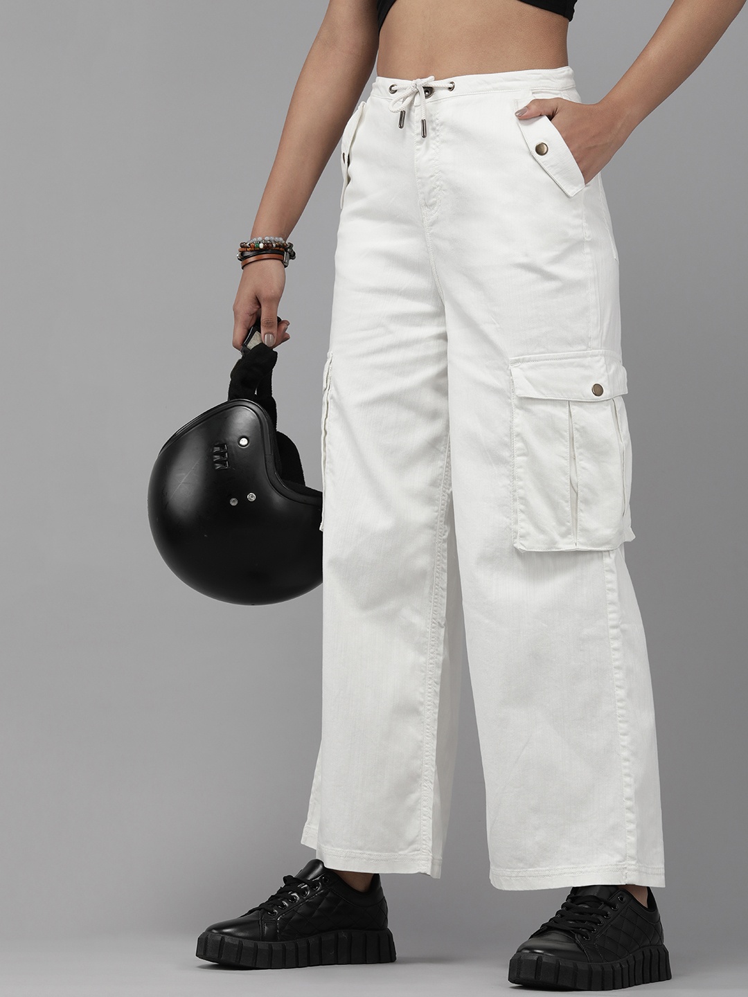 

The Roadster Lifestyle Co. Women Flared Cargos Trousers, White