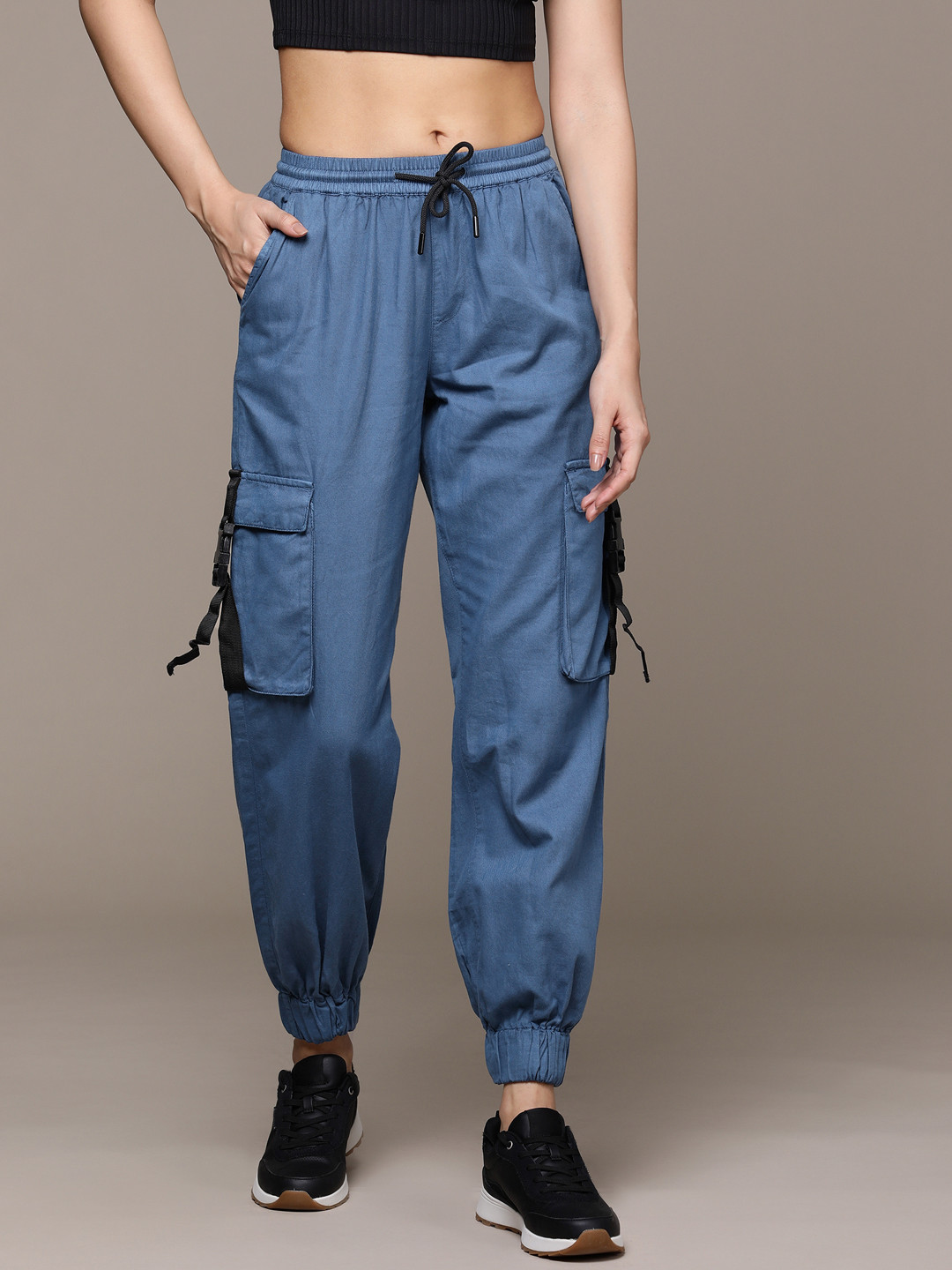 

The Roadster Lifestyle Co. Women Cotton Cargo Joggers, Blue