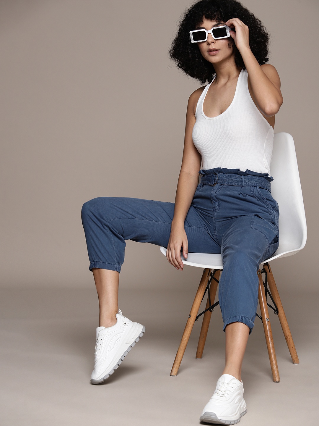 

The Roadster Lifestyle Co. Women Pure Cotton Crop Joggers, Blue