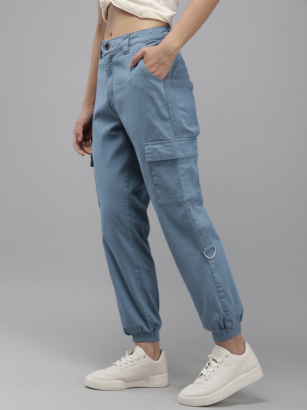 

The Roaster Lifestyle Co. Women Mid Rise Joggers, Blue